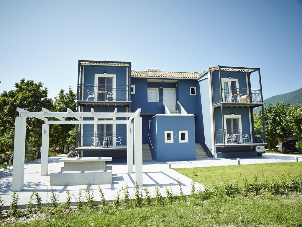 Cosmos Apartments Василики Экстерьер фото